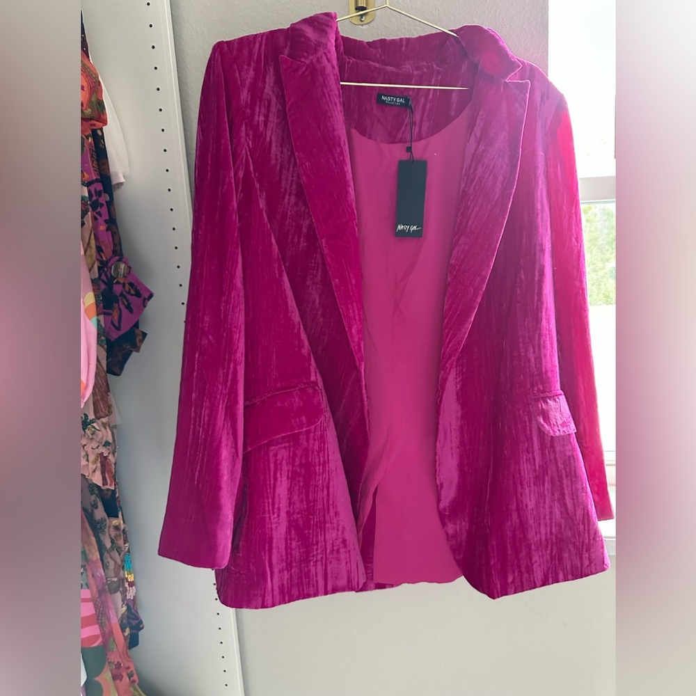 Plus size textured hot pick velvet blazer